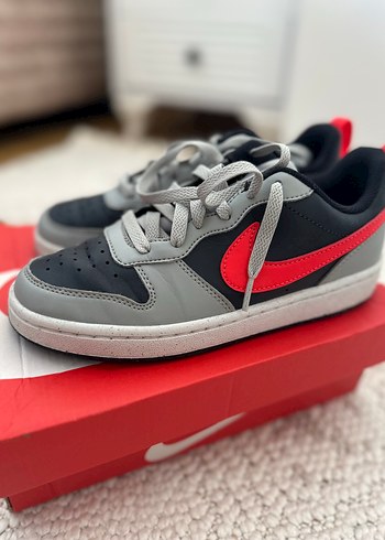 Gri ve Kırmızı Spor çocuk Sneakers