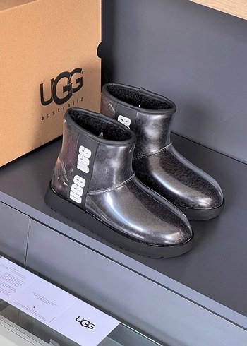 Ugg Bot