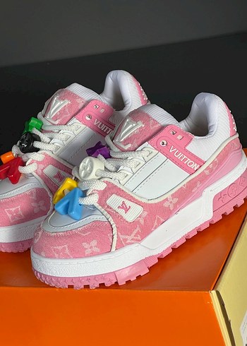 40 Beden Louis Vuitton Sneakers