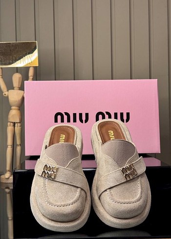 40 Beden Miu Miu Terlik