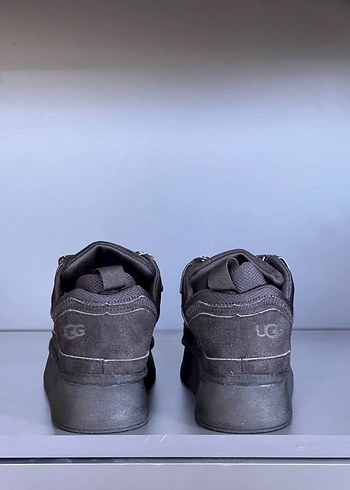 37 Beden Ugg Sneakers