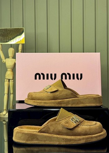 Miu Miu Miu Miu Terlik