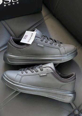 42 Beden Hugo Boss Sneakers