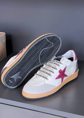 Golden Goose Deluxe Golden Goose Deluxe Sneakers