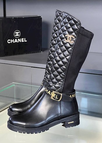 Chanel Çizme