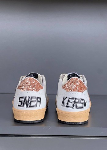 Golden Goose Deluxe Golden Goose Deluxe Sneakers