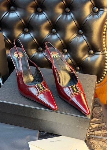 Yves Saint Laurent 40