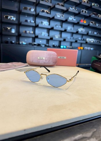 Miu Miu Miu Miu İthal Sunglasses