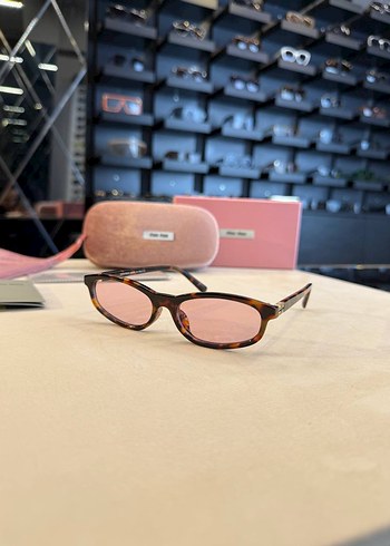 Miu Miu İthal Sunglasses