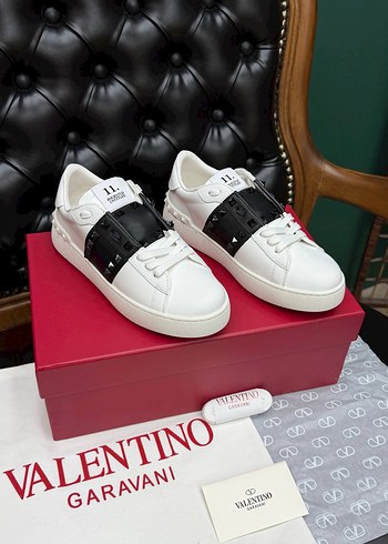 valentino 39