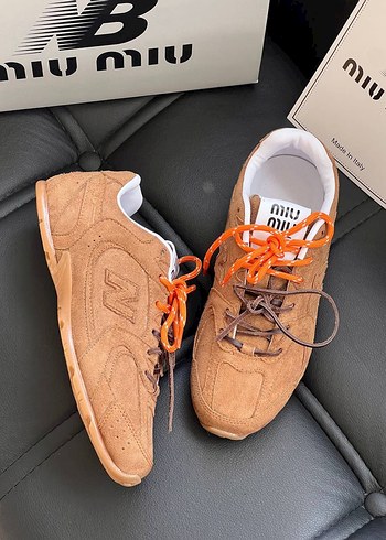 36 Beden New Balance Miu Miu Sneakers