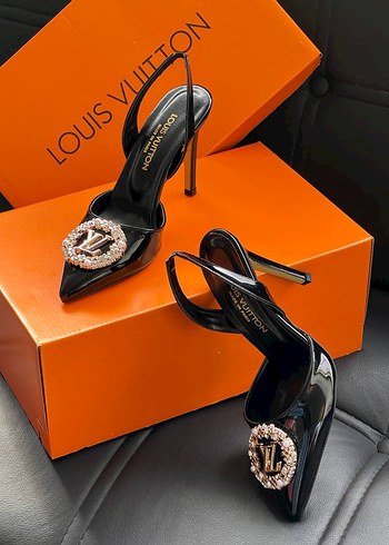Louis Vuitton Louis Vuitton Stiletto