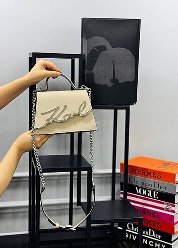 KARL LAGERFELD K/SIGNATURE BAG