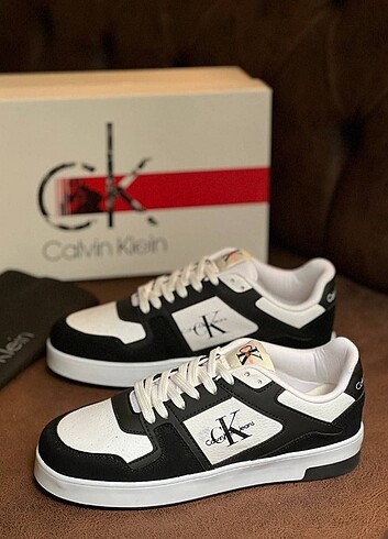 Calvin Klein Sneakers 