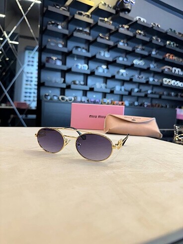 Miu Miu İthal Sunglasses