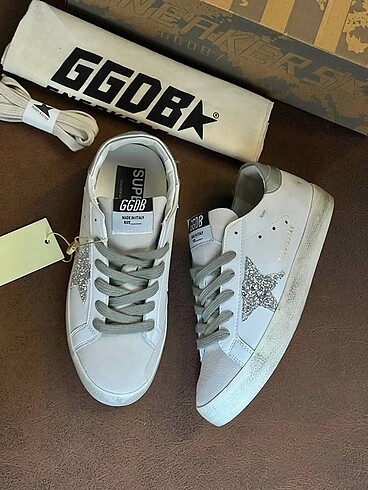 40 Beden Golden Goose Deluxe Sneakers