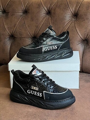 Guess Guess Sneakers