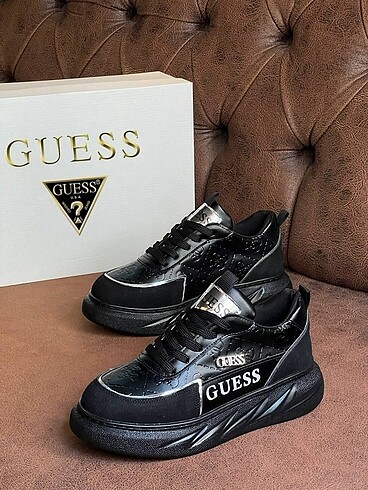Guess Sneakers