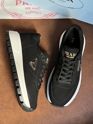 41 Beden Prada Sneakers