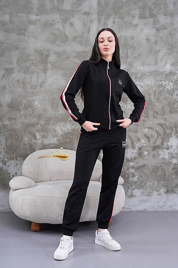 Moncler Takım