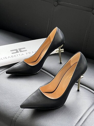 Elisabetta Franchi Stiletto