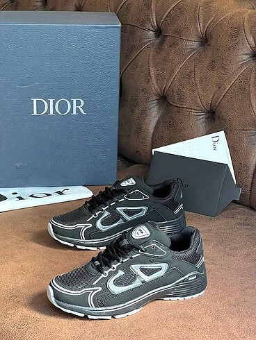Dior Sneakers
