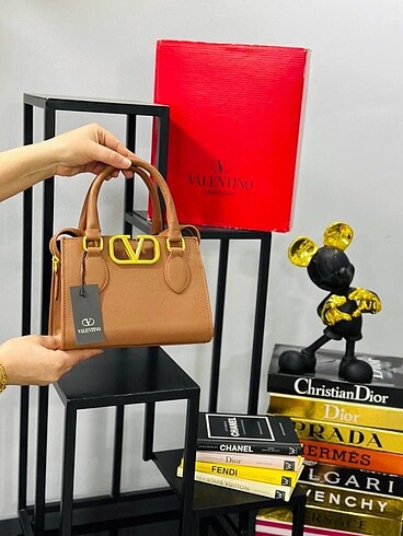 Valentino Garavani Vslıng