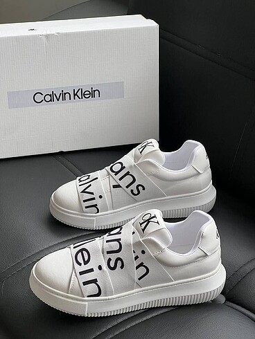 Calvin Klein Sneakers