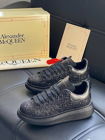 Alexander McQueen Sneakers
