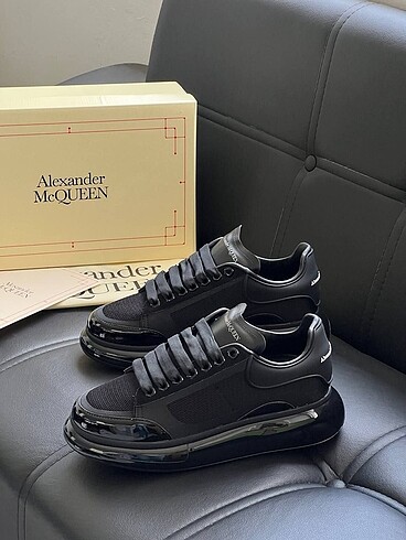 Alexander McQueen Sneakers