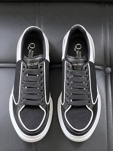 41 Beden Alexander McQueen Sneakers