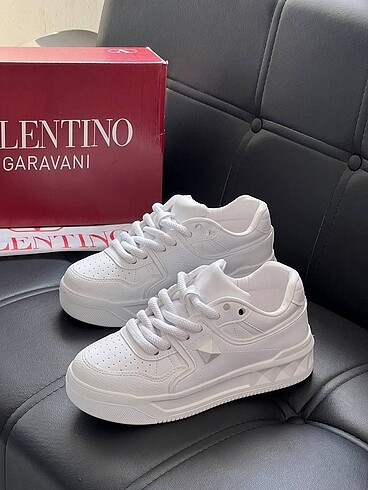 Valentino Sneakers