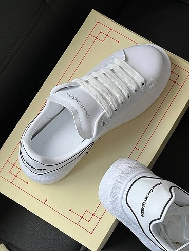 43 Beden Alexander McQueen Sneakers
