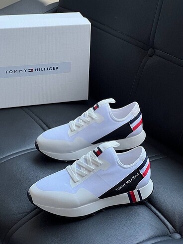 Tommy Hilfiger Sneakers