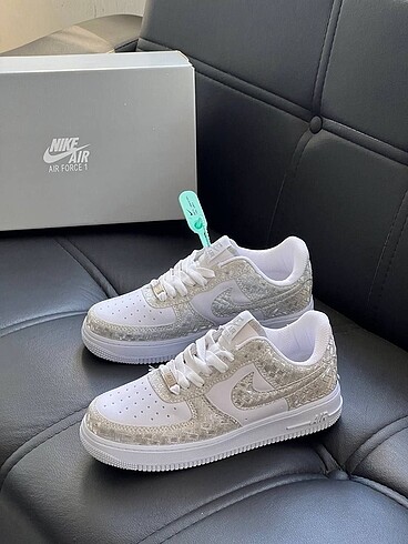 Nike Air Force1 Sneakers