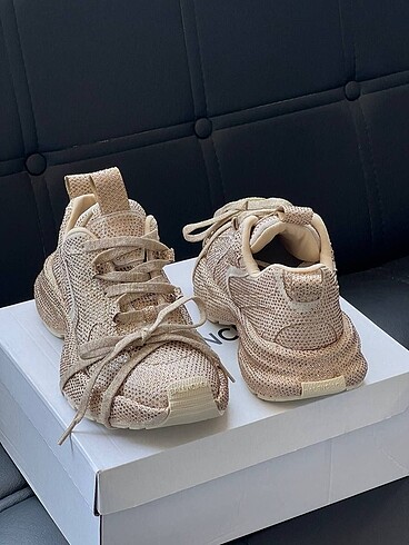37 Beden Balenciaga Sneakers