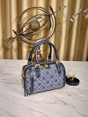 Beden Tory Burch T Monogram Barrel Bag
