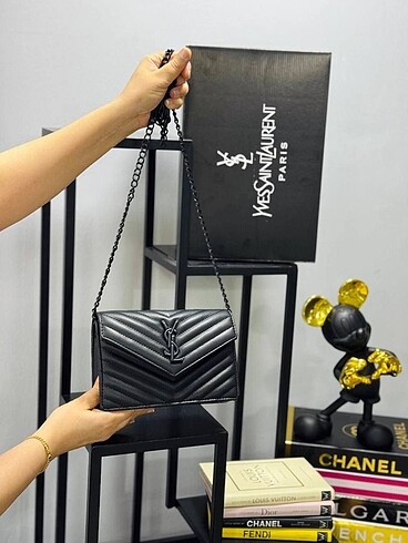  Beden Yves Saint Laurent Envelope Bag