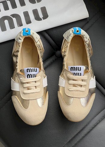 39 Beden Miu Miu Sneakers