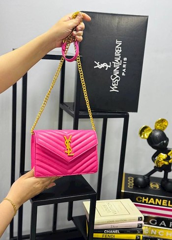 Yves Saint Laurent Yves Saint Laurent Envelope Bag