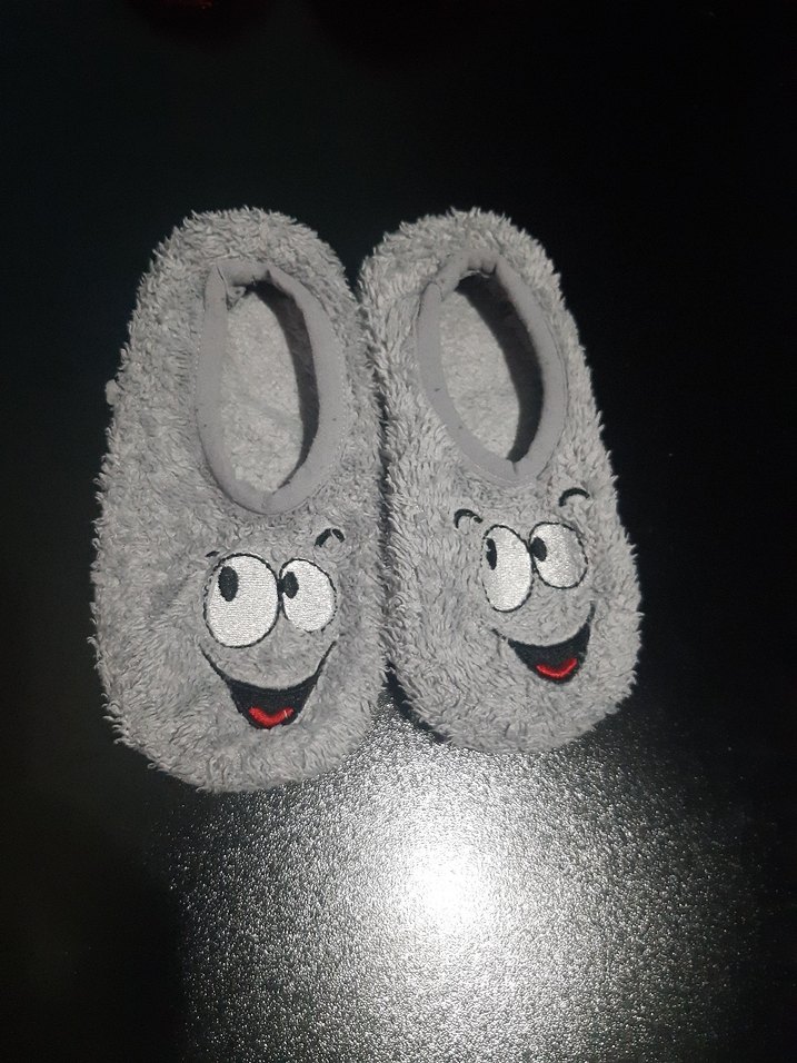 Kız Çocuk Renkli Nakışlı Sıcak Ev Terlikleri - Görsel 2