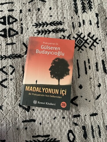  Madalyonun içi