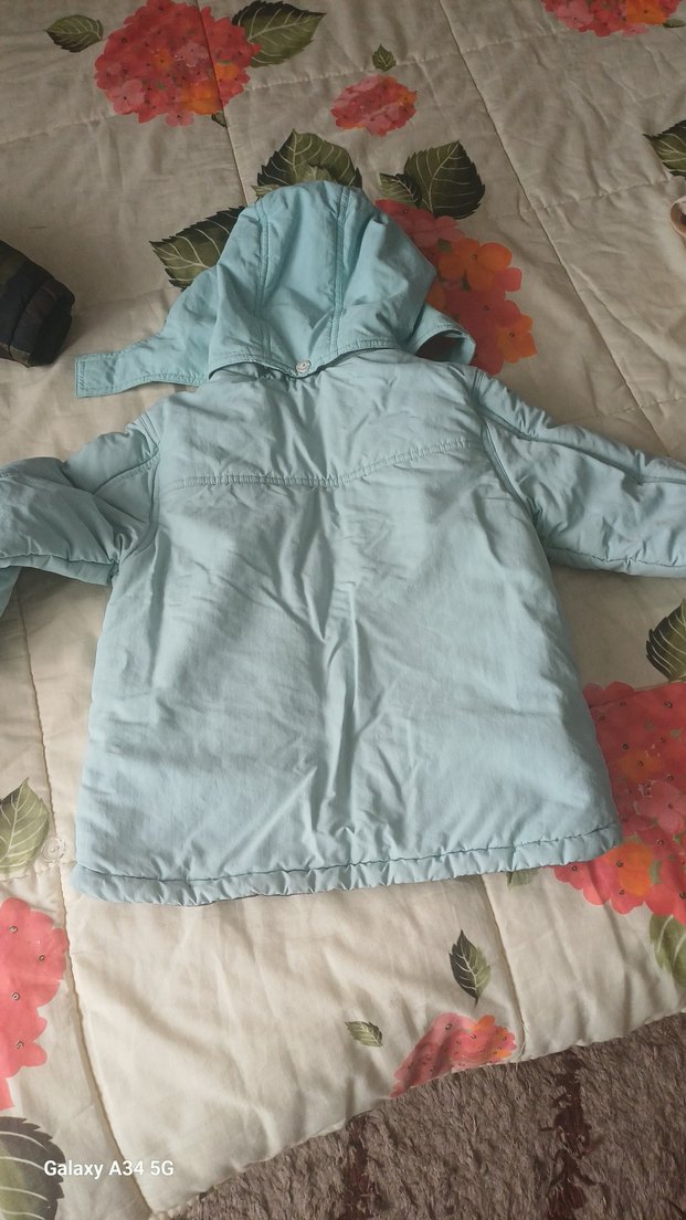 Kapüşonlu Düğmeli Gri Erkek Çocuk Kaban - Görsel 2