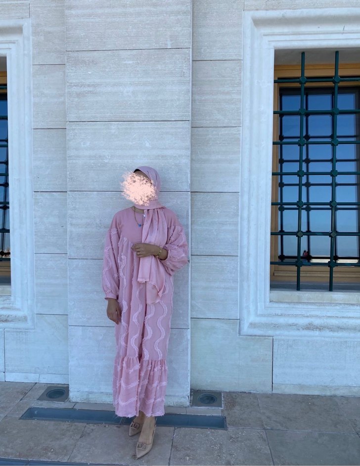 Pembe Nakışlı Uzun Bohem Elbise - Görsel 4