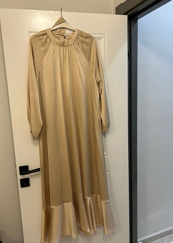 Uzun Kollu Salaş Saten Elbise - Görsel 2