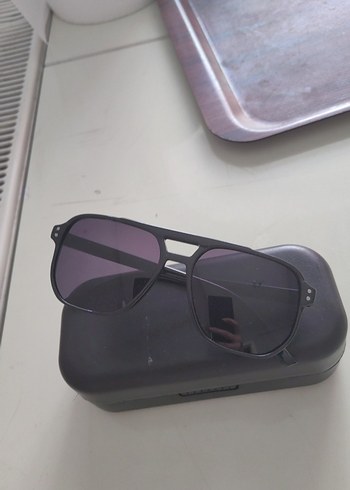 Diğer Siyah Minimalist Unisex Güneş Gözlüğü