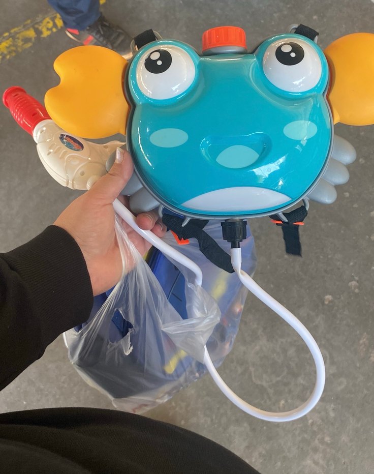 Sırt Çantalı Renkli Yengeç Su Tabancası - Görsel 2