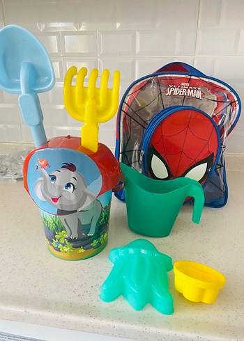 Renkli Spiderman Plaj ve Bahçe Oyuncak Seti - Görsel 2