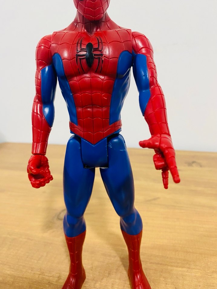 Renkli Kırmızı Örümcek Adam Figürü - Görsel 4