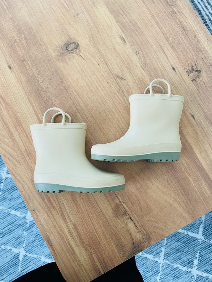 Çocuk Bej Lastik Çizme - Görsel 3